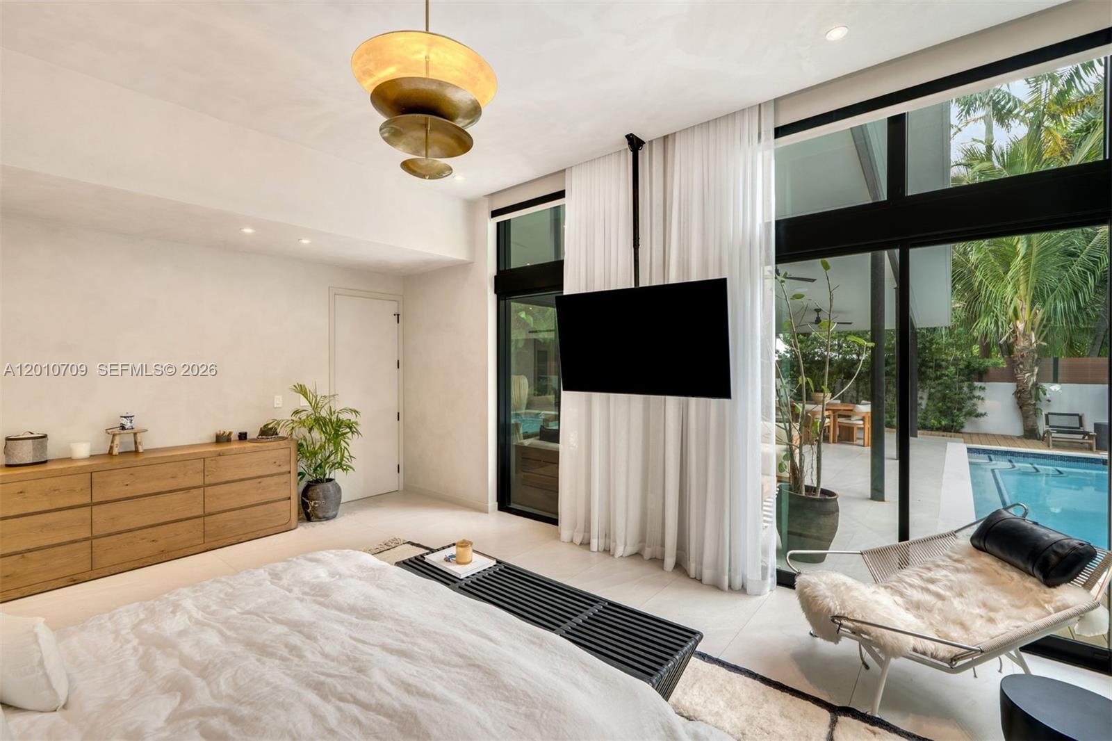 5225 La Gorce Dr