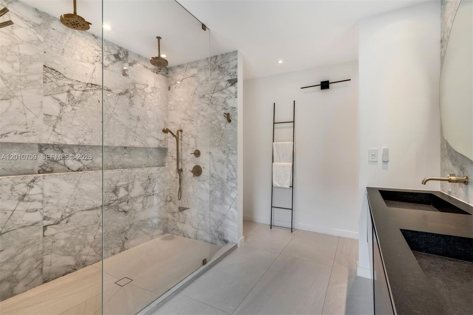 5225 La Gorce Dr