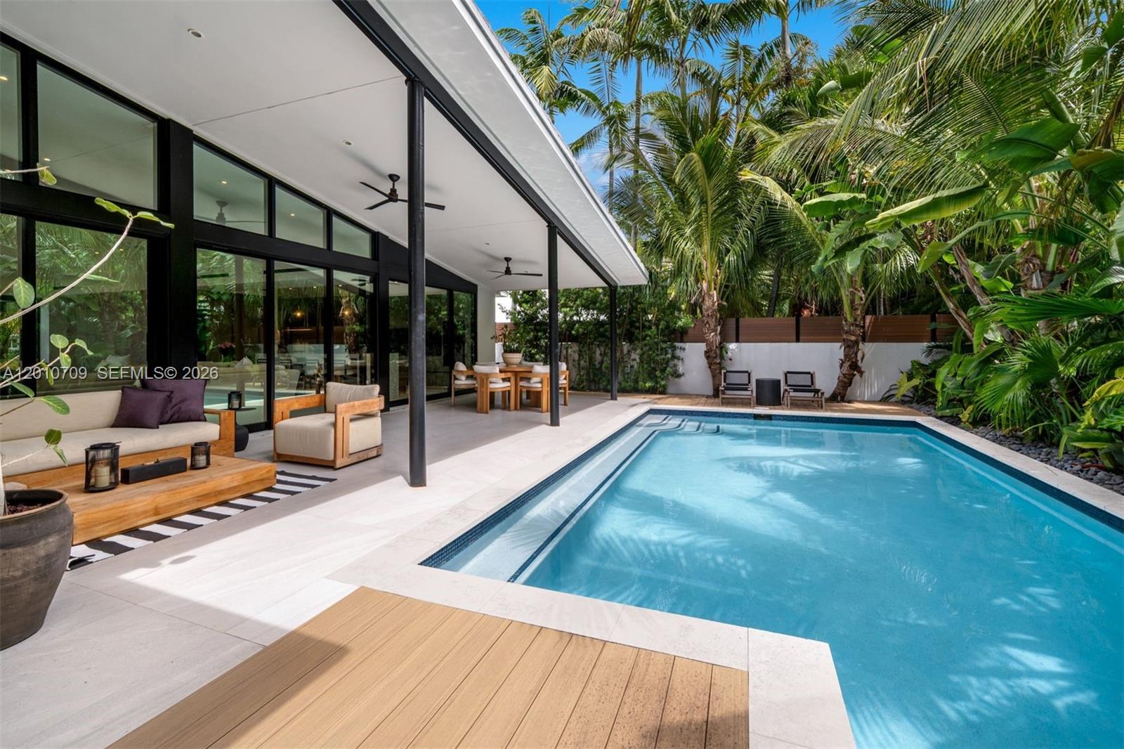 5225 La Gorce Dr