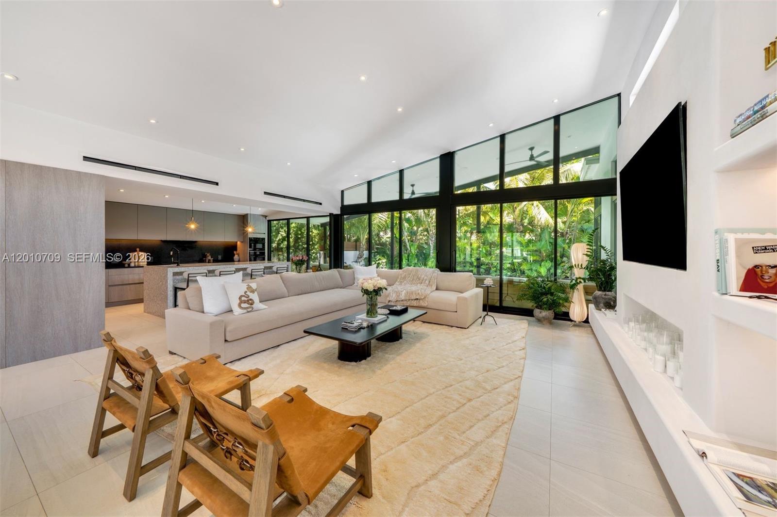 5225 La Gorce Dr
