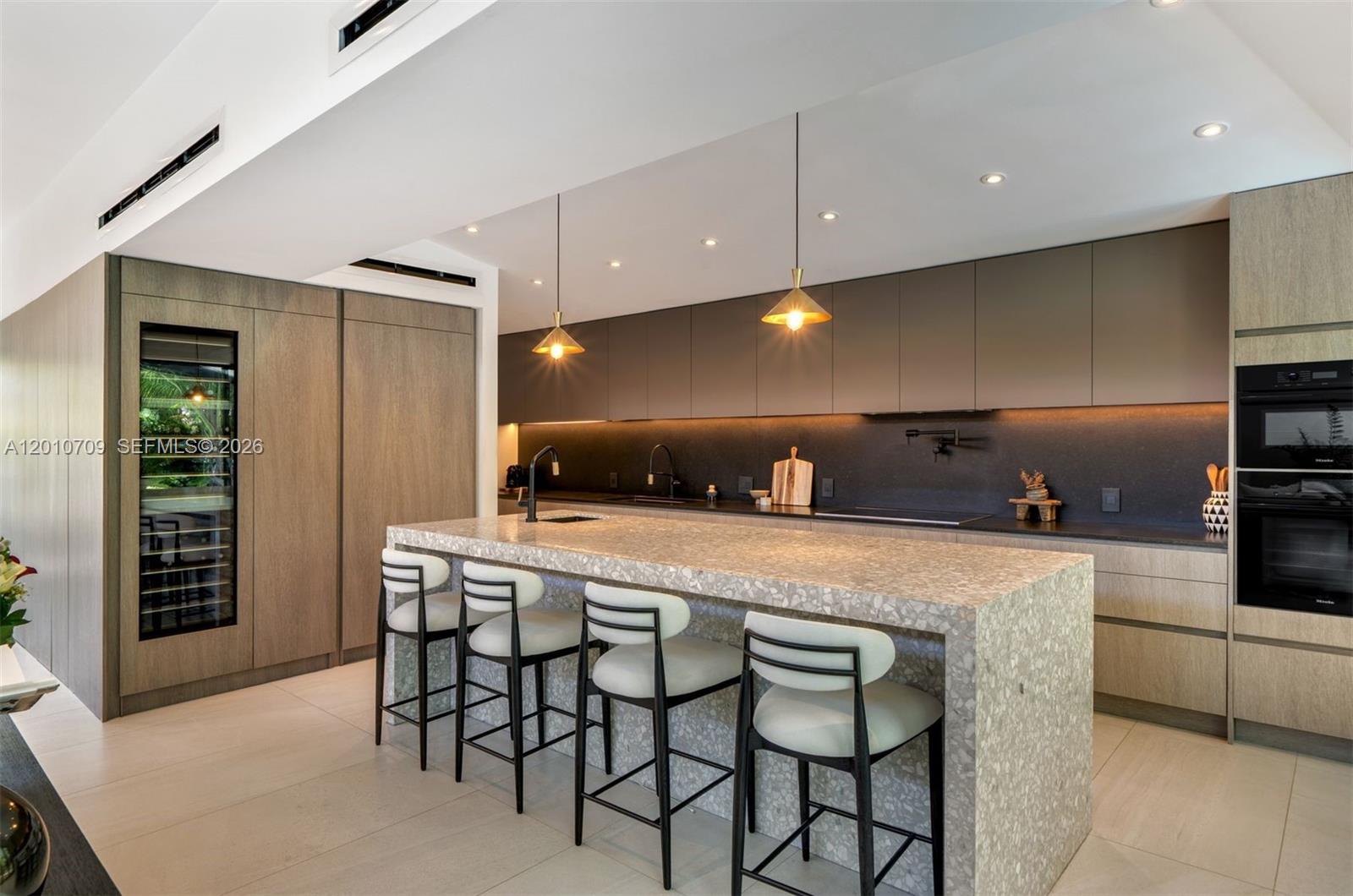 5225 La Gorce Dr