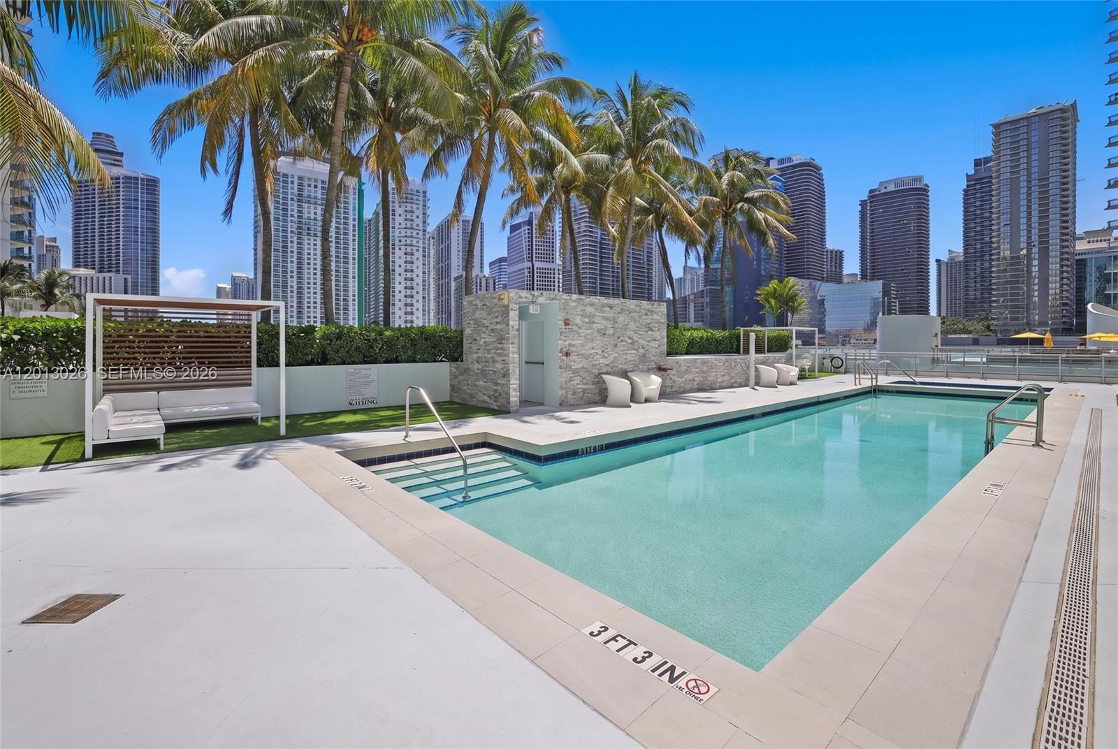 90 SW 3rd St # 1608