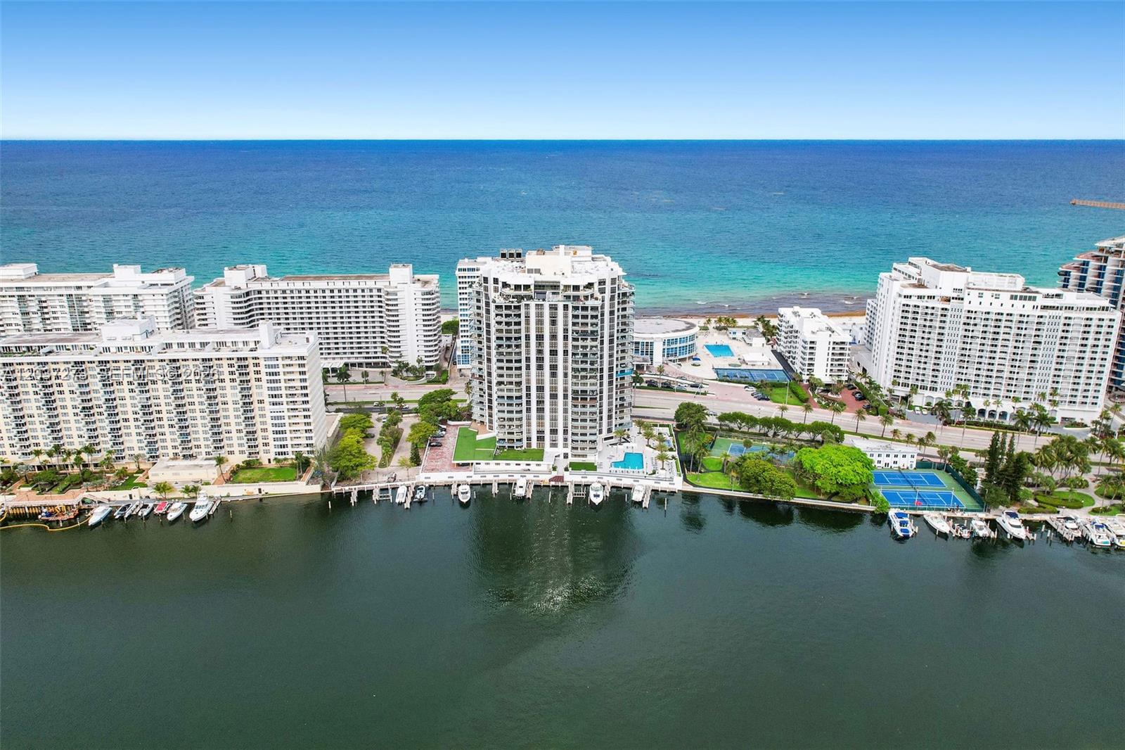 5500 Collins Ave # 1401
