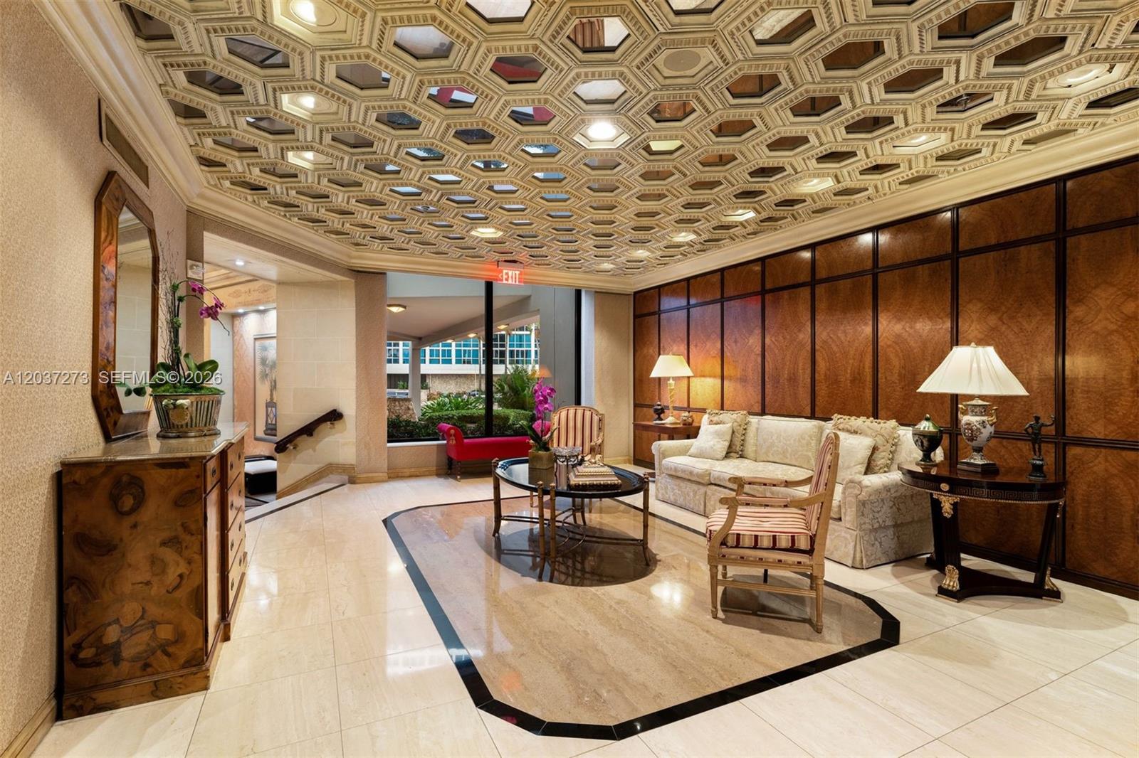 5500 Collins Ave # 1401