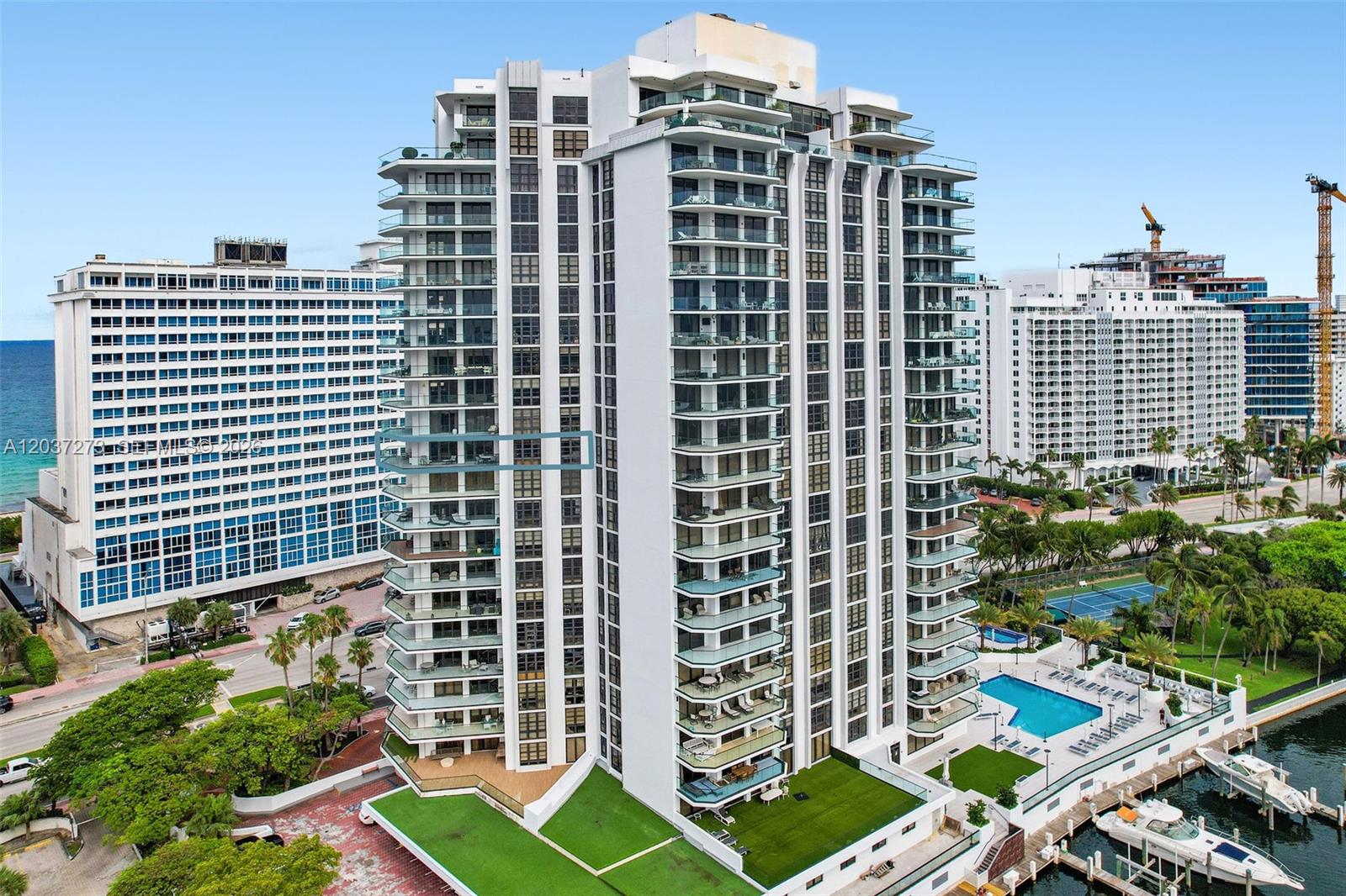 5500 Collins Ave # 1401