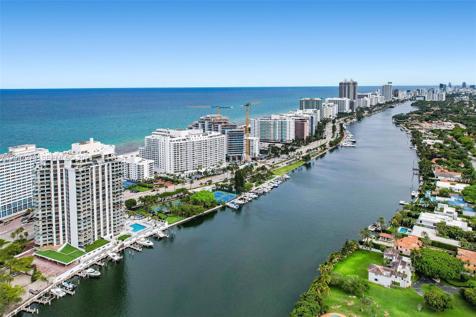 5500 Collins Ave # 1401