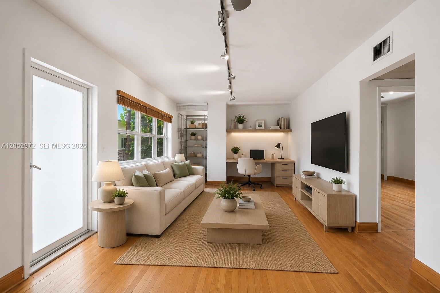 1100 Venetian Way # 2B