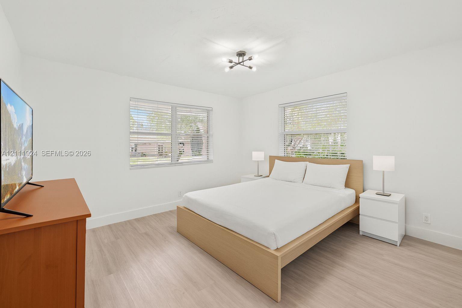 1254 Polk St