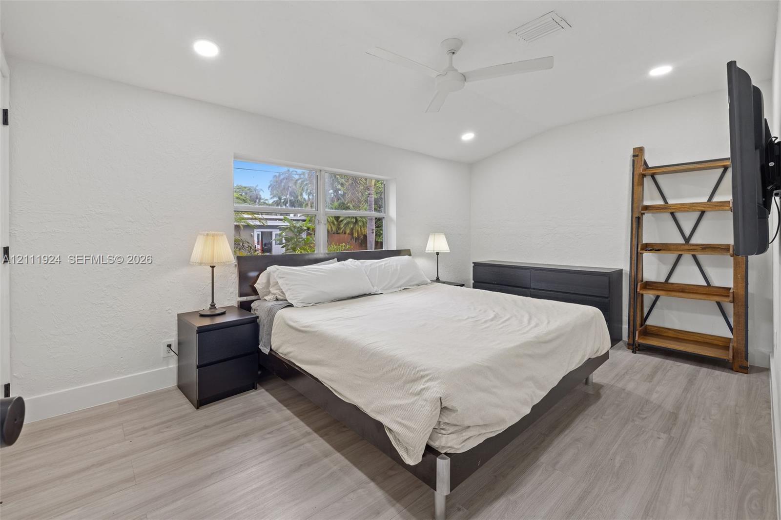 1254 Polk St