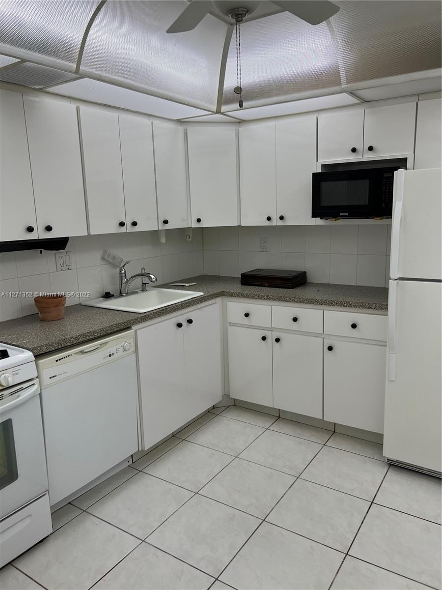 2030 S Ocean Dr Unit: 2023