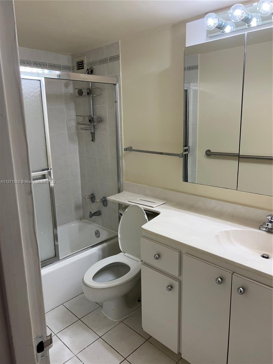 2030 S Ocean Dr Unit: 2023