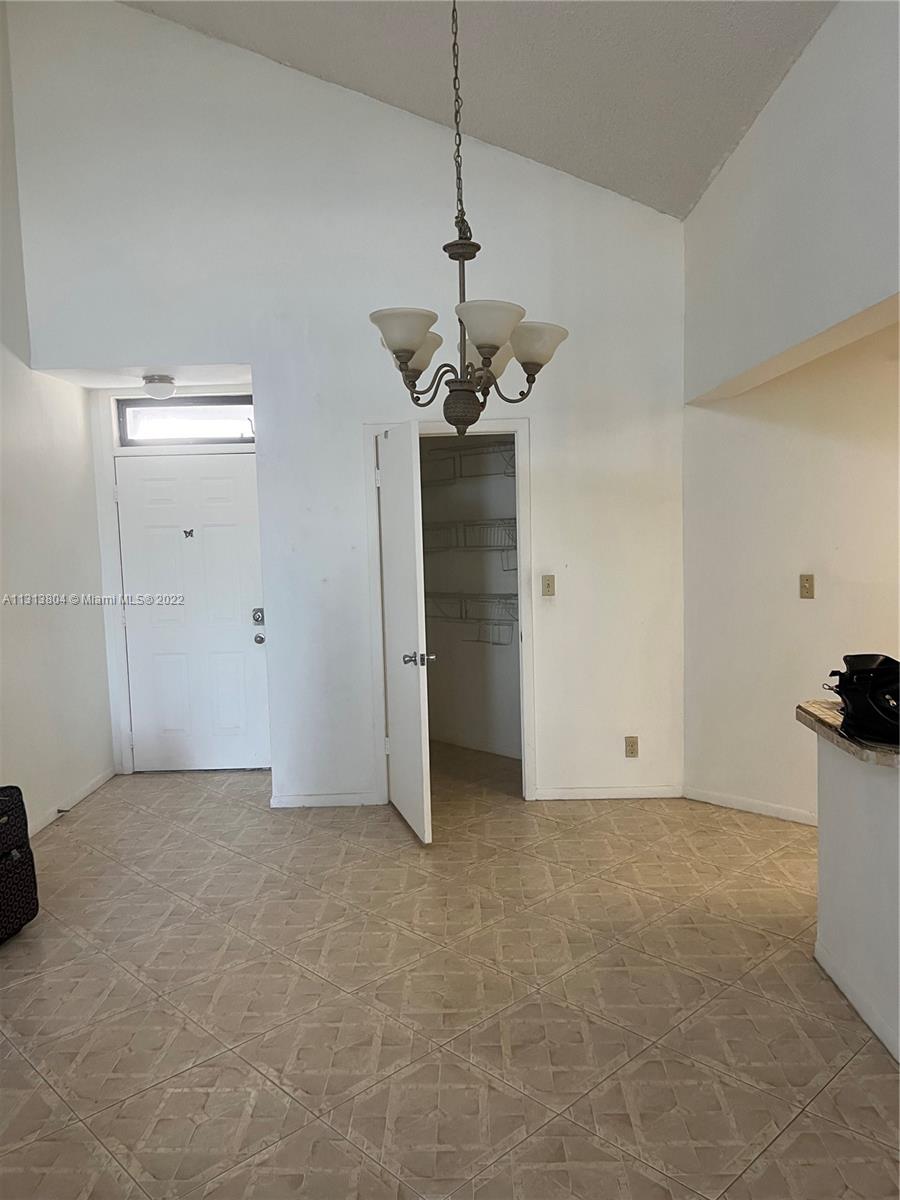 212 Lake Pointe Dr Unit: 308