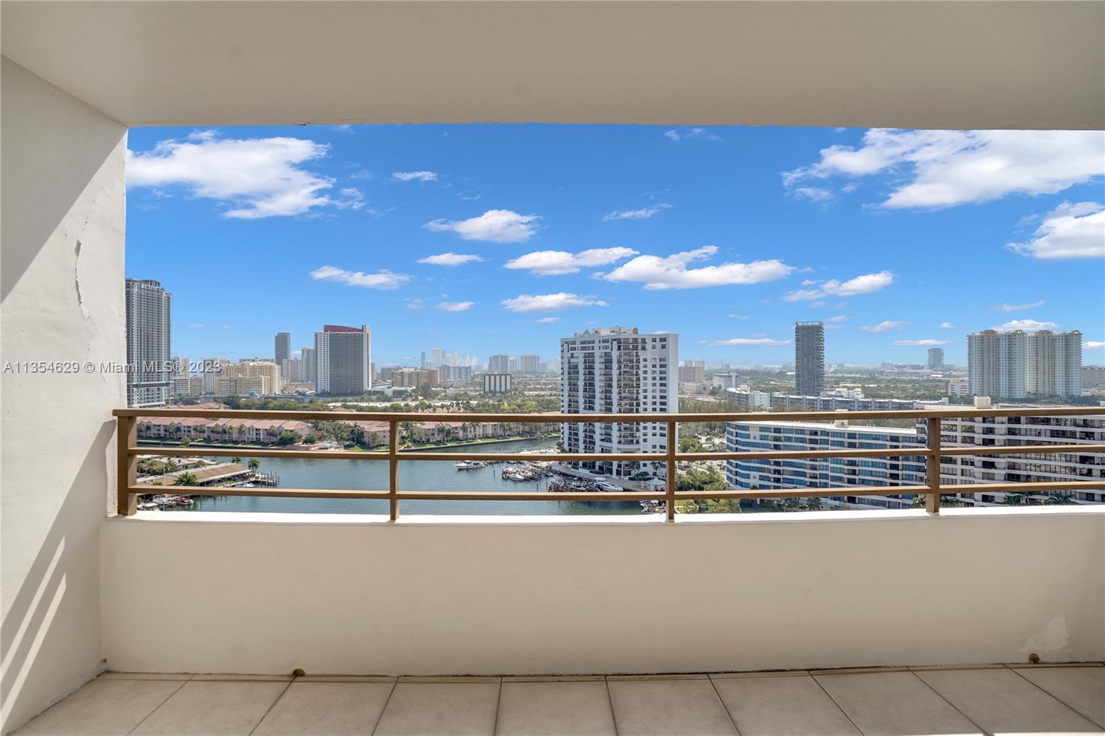 2500 Parkview Dr Unit: 1921