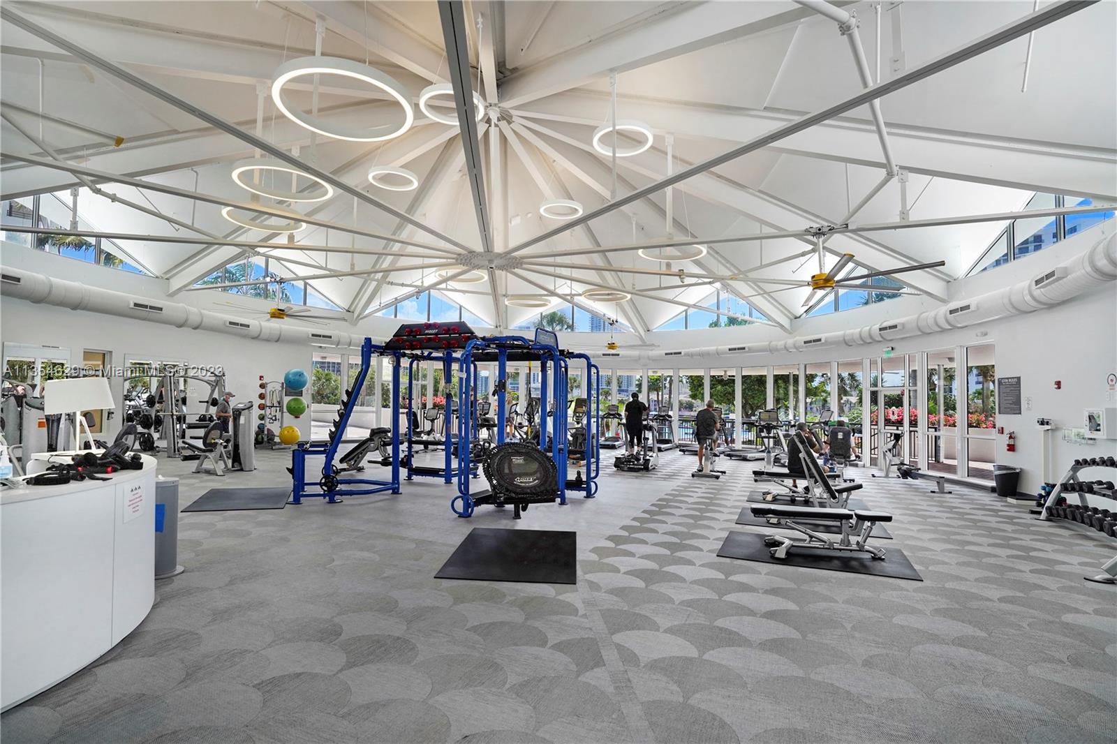 2500 Parkview Dr Unit: 1921