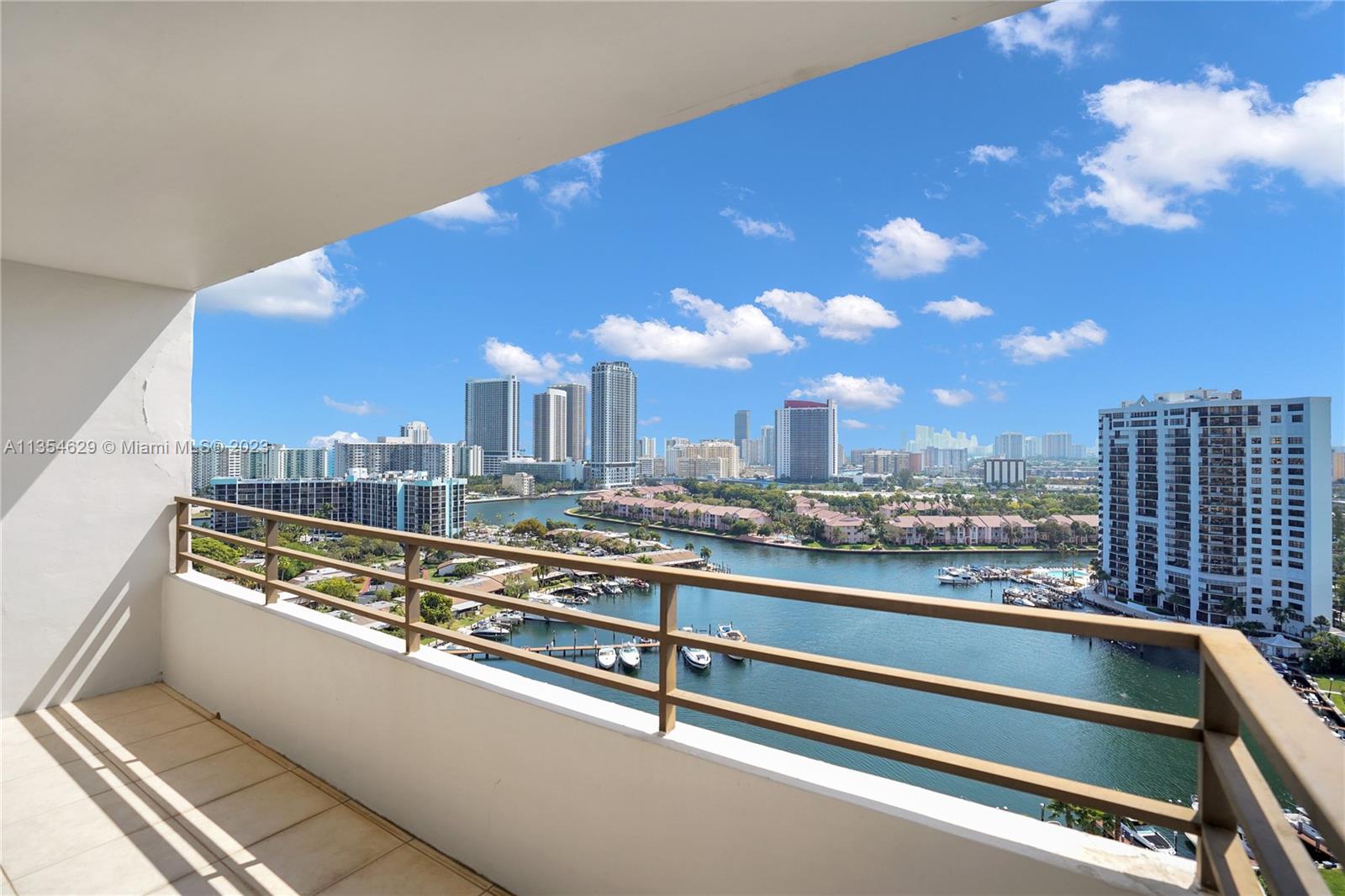 2500 Parkview Dr Unit: 1921