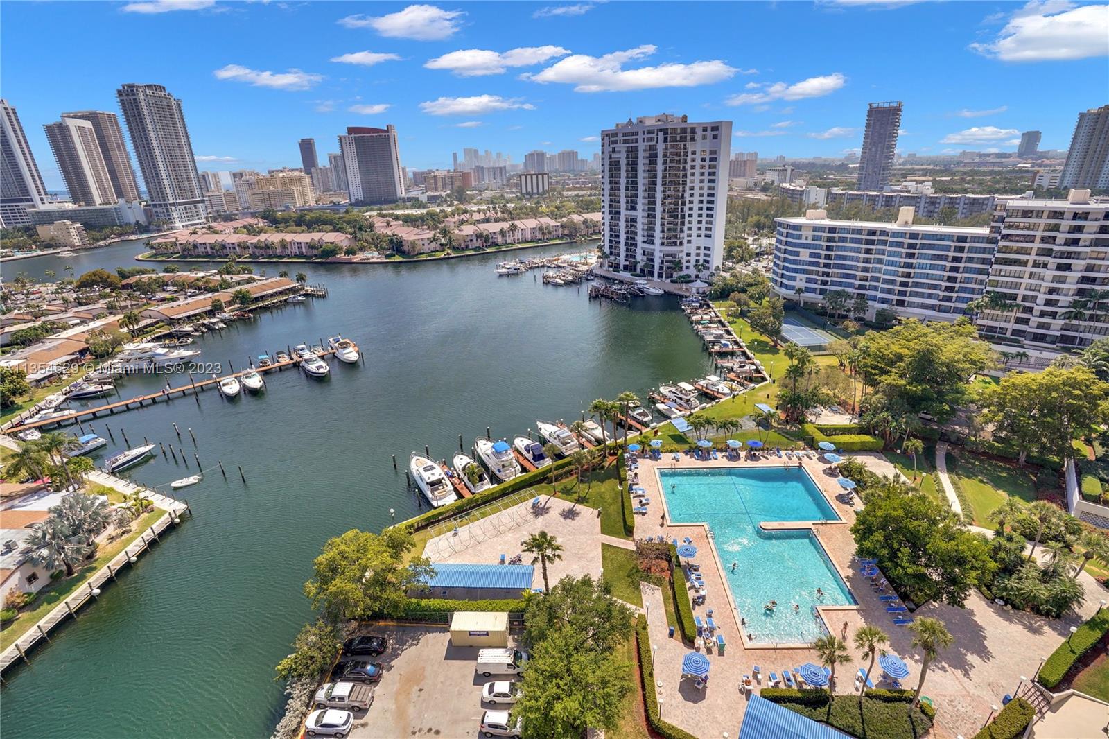 2500 Parkview Dr Unit: 1921