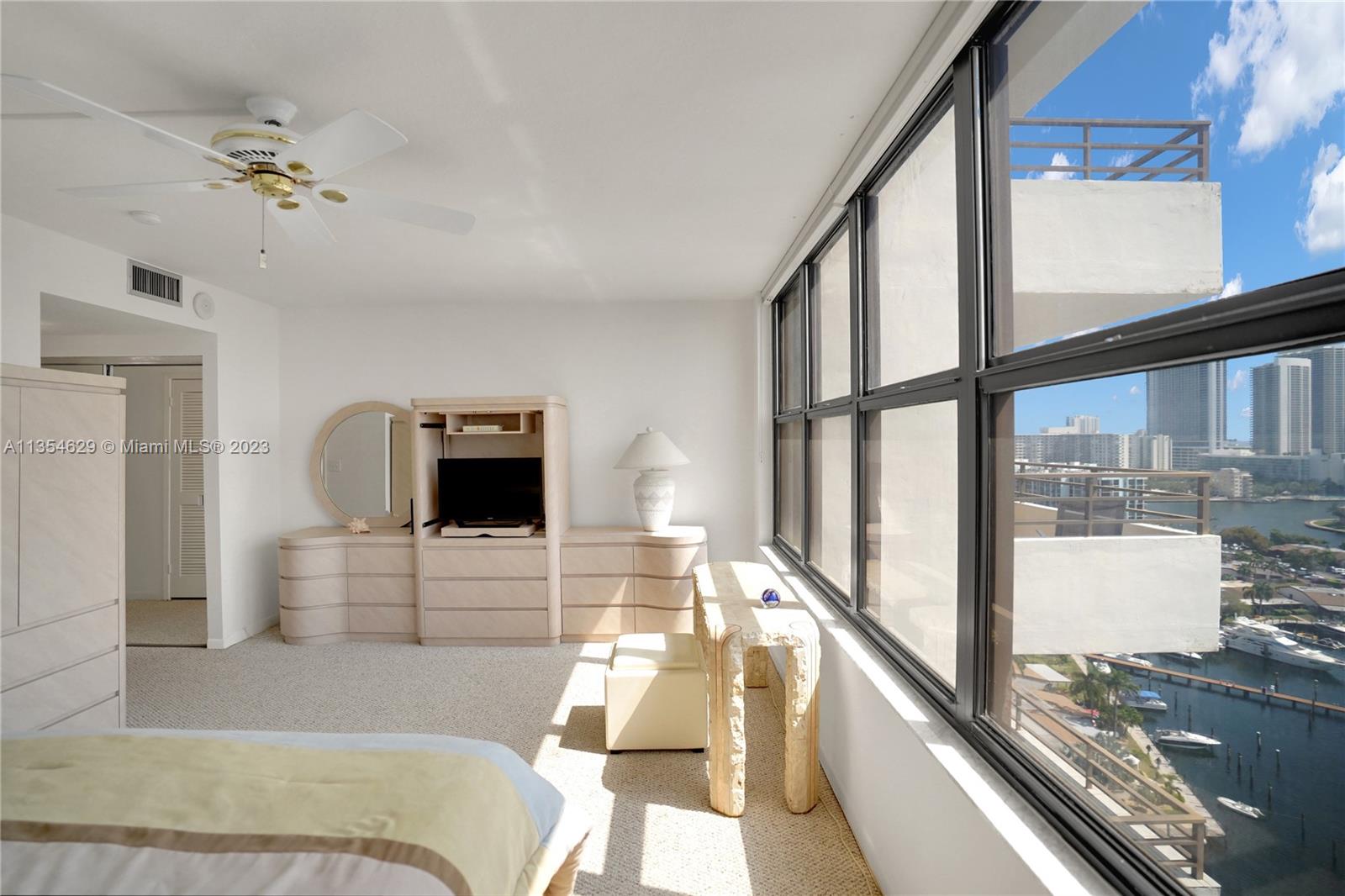 2500 Parkview Dr Unit: 1921