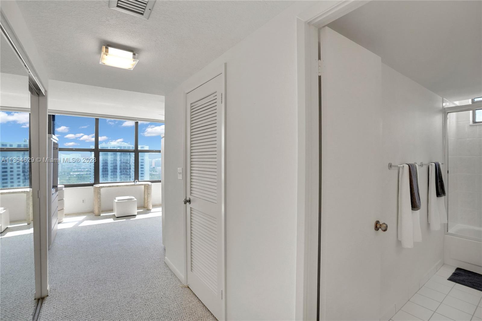 2500 Parkview Dr Unit: 1921