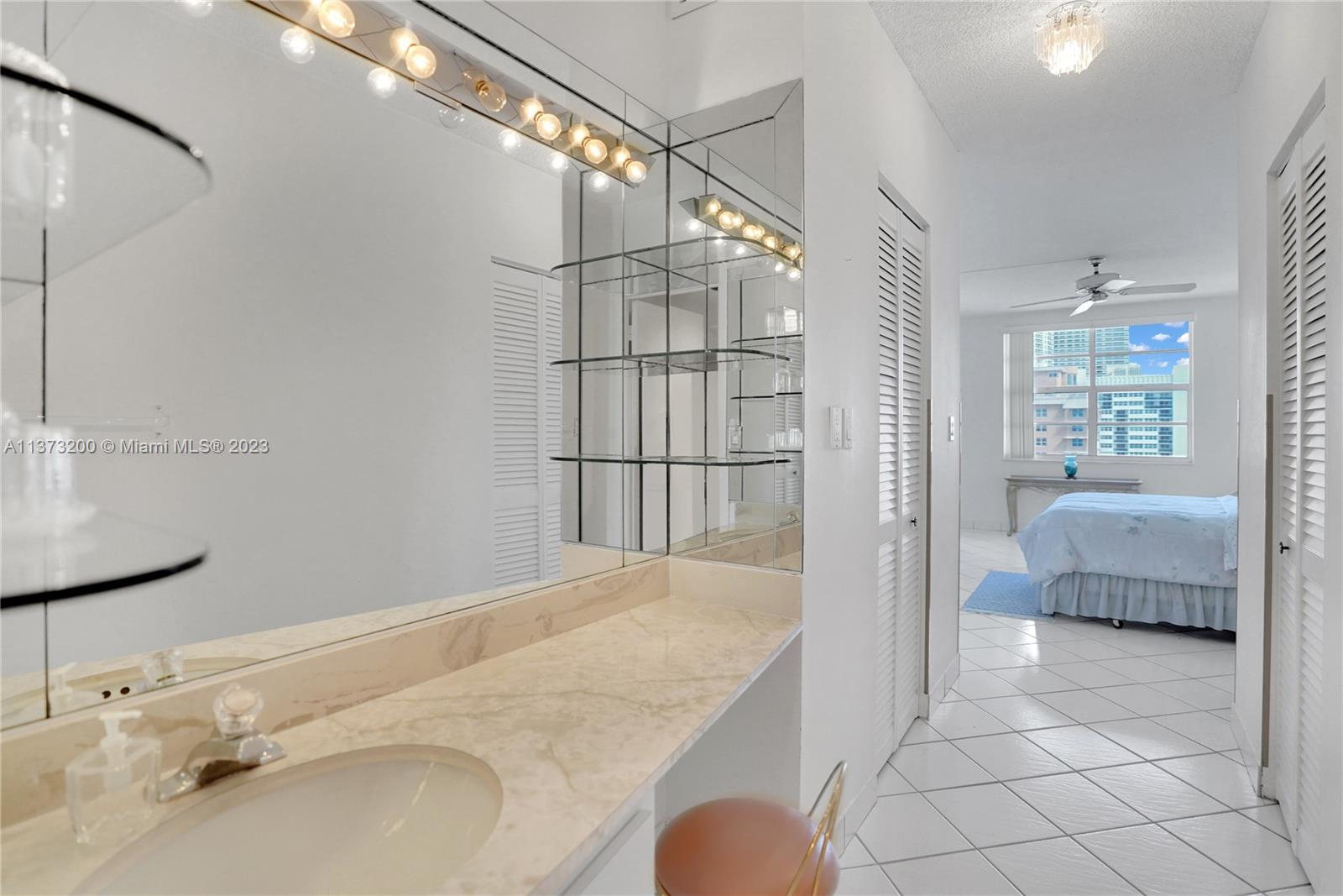 1950 S Ocean Dr Unit: 17H