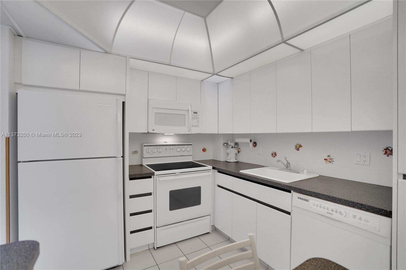 1950 S Ocean Dr Unit: 17H