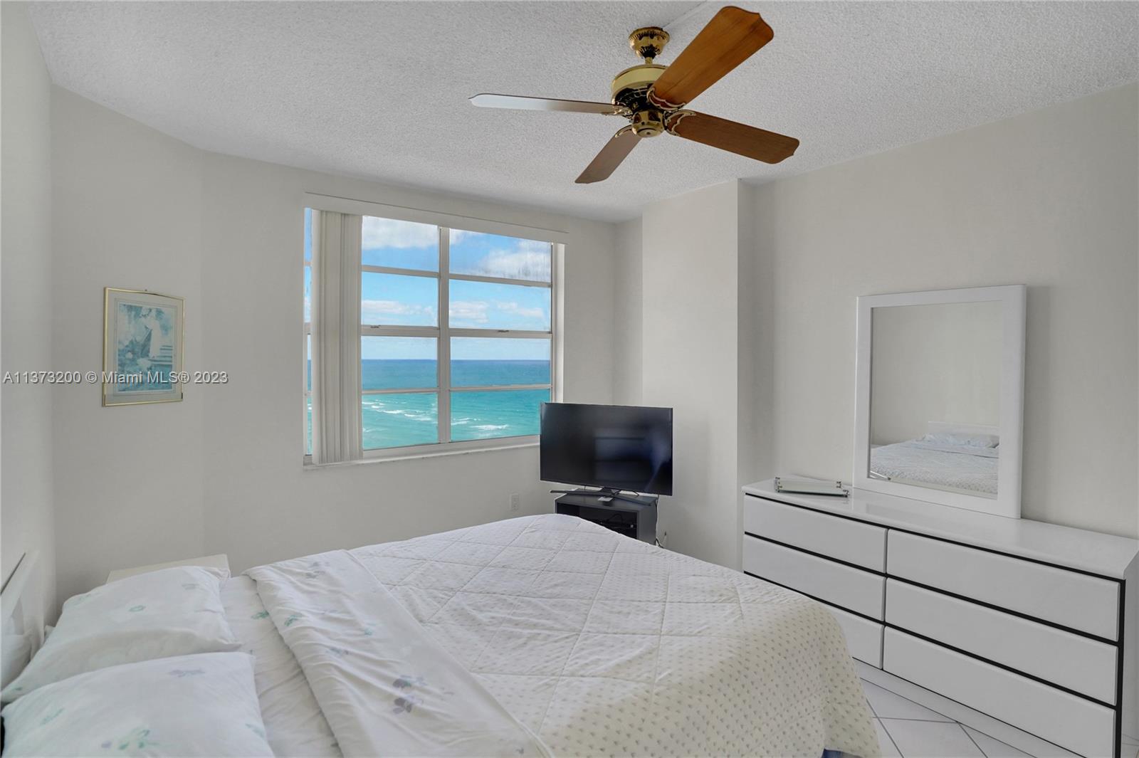 1950 S Ocean Dr Unit: 17H