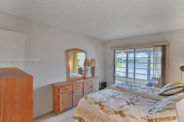 2018 N Farnham  N Unit: 2018