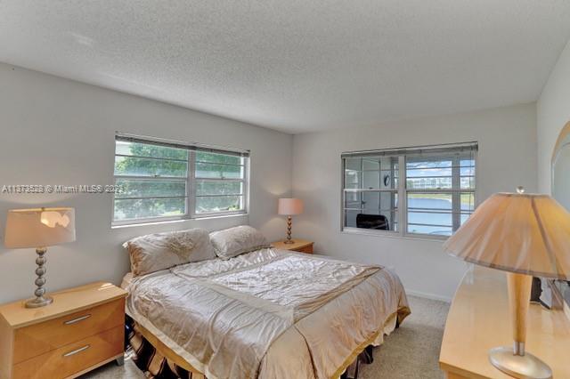 2018 N Farnham  N Unit: 2018