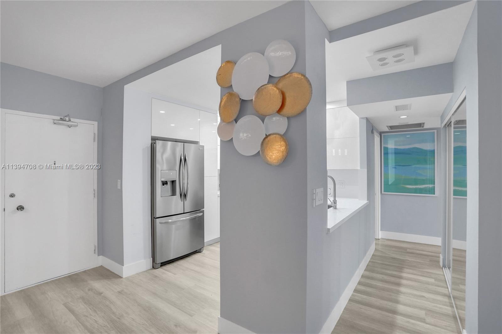 1985 S Ocean Dr Unit: 17J