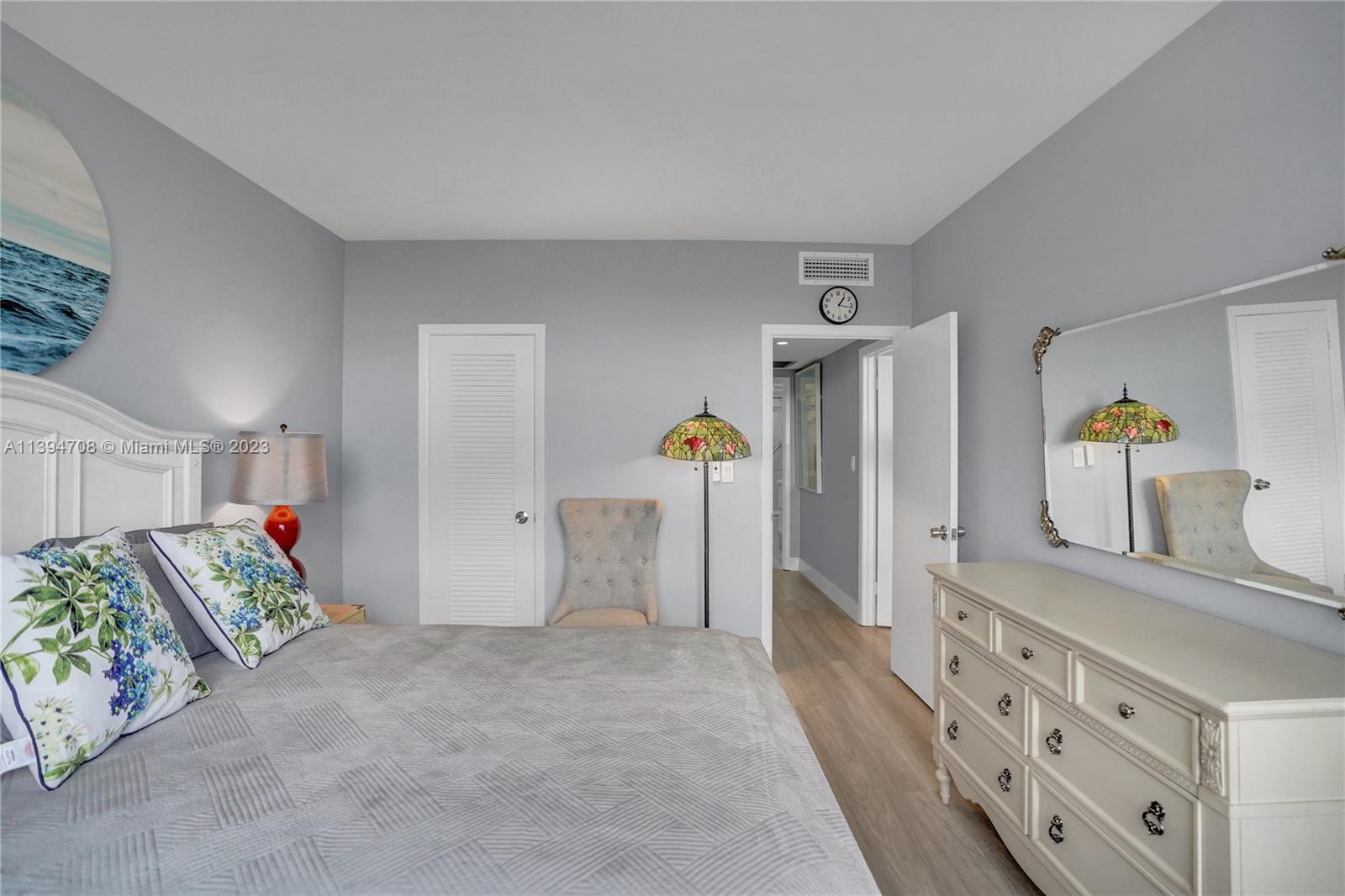 1985 S Ocean Dr Unit: 17J