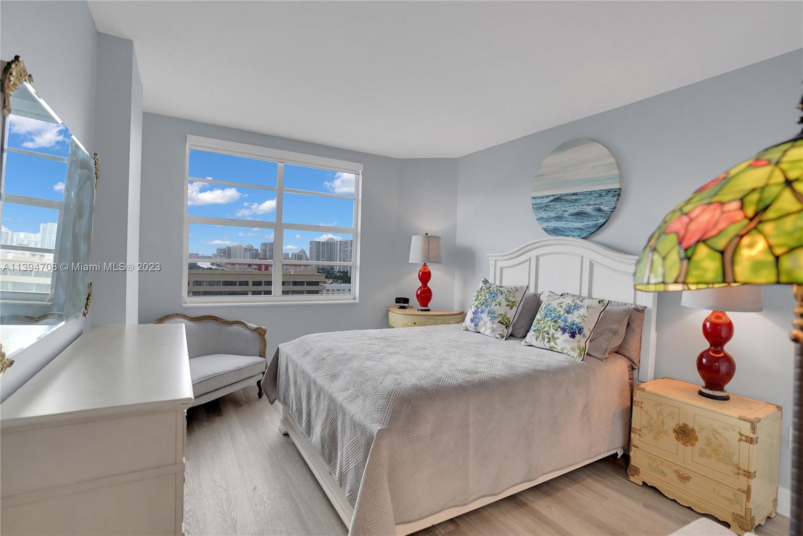 1985 S Ocean Dr Unit: 17J