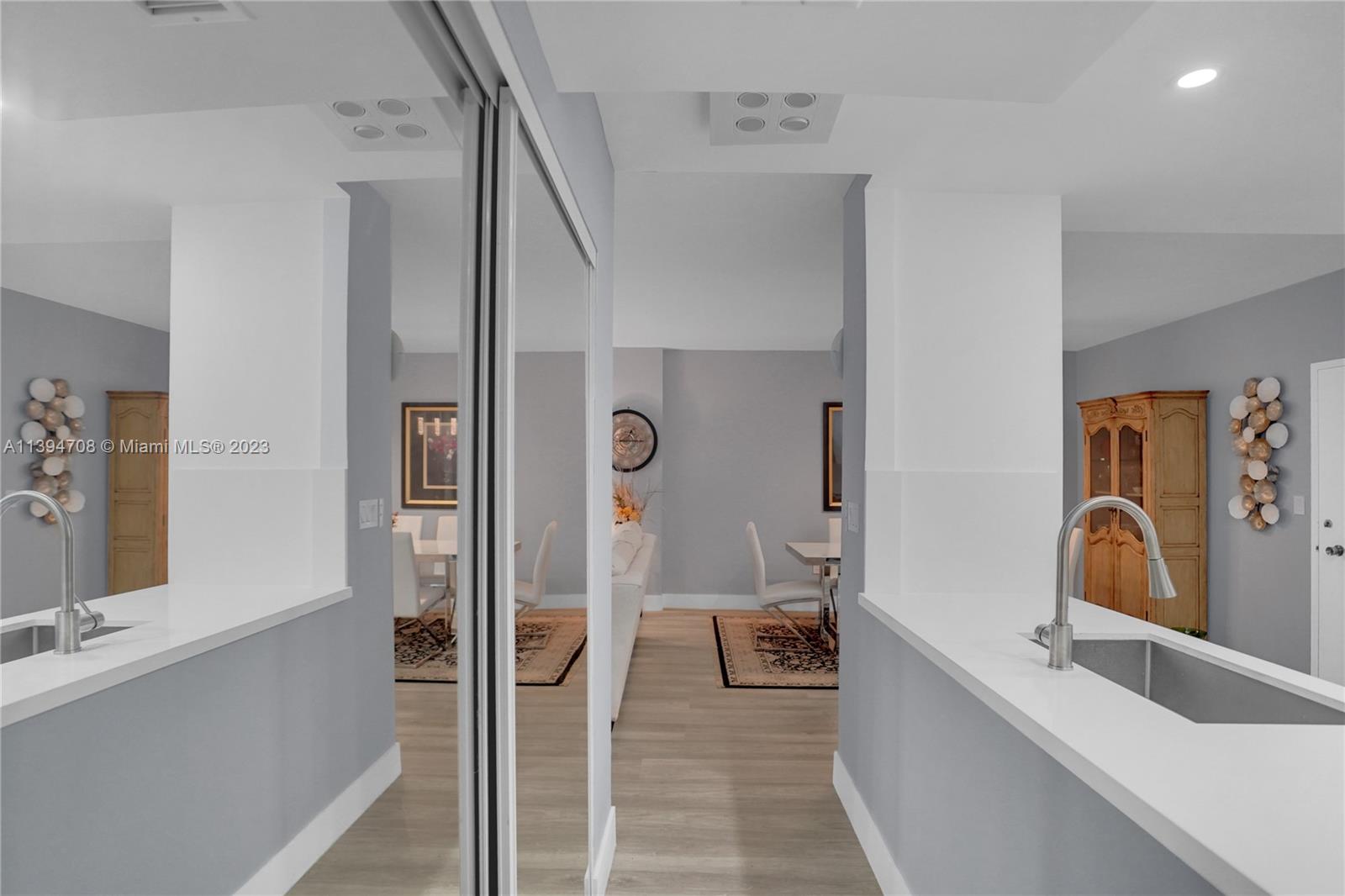 1985 S Ocean Dr Unit: 17J