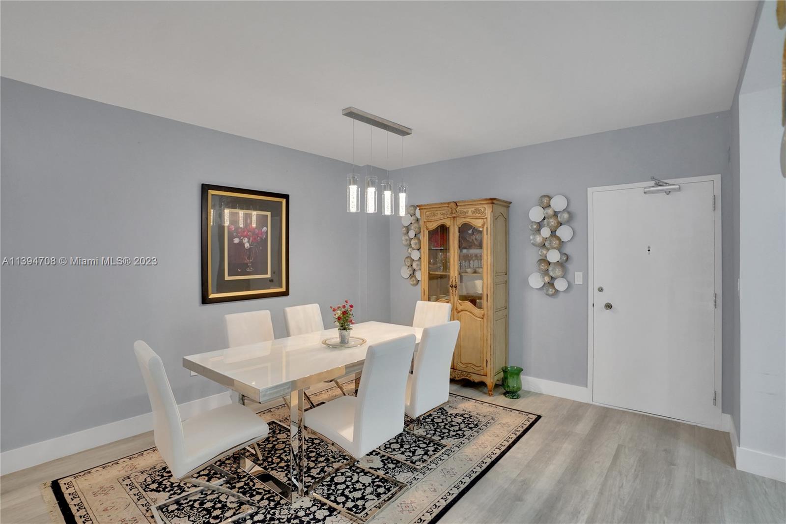 1985 S Ocean Dr Unit: 17J