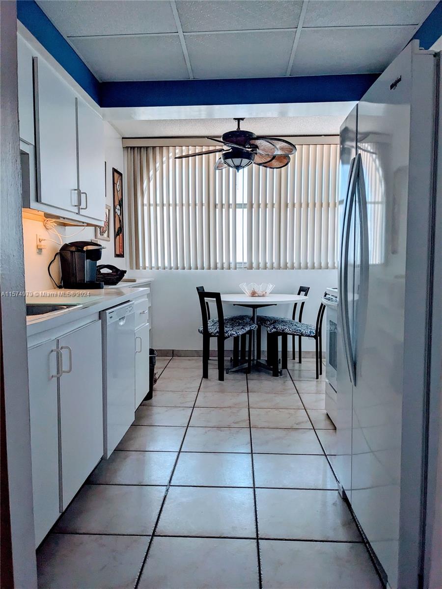 100 Golden Isles Dr # 1401