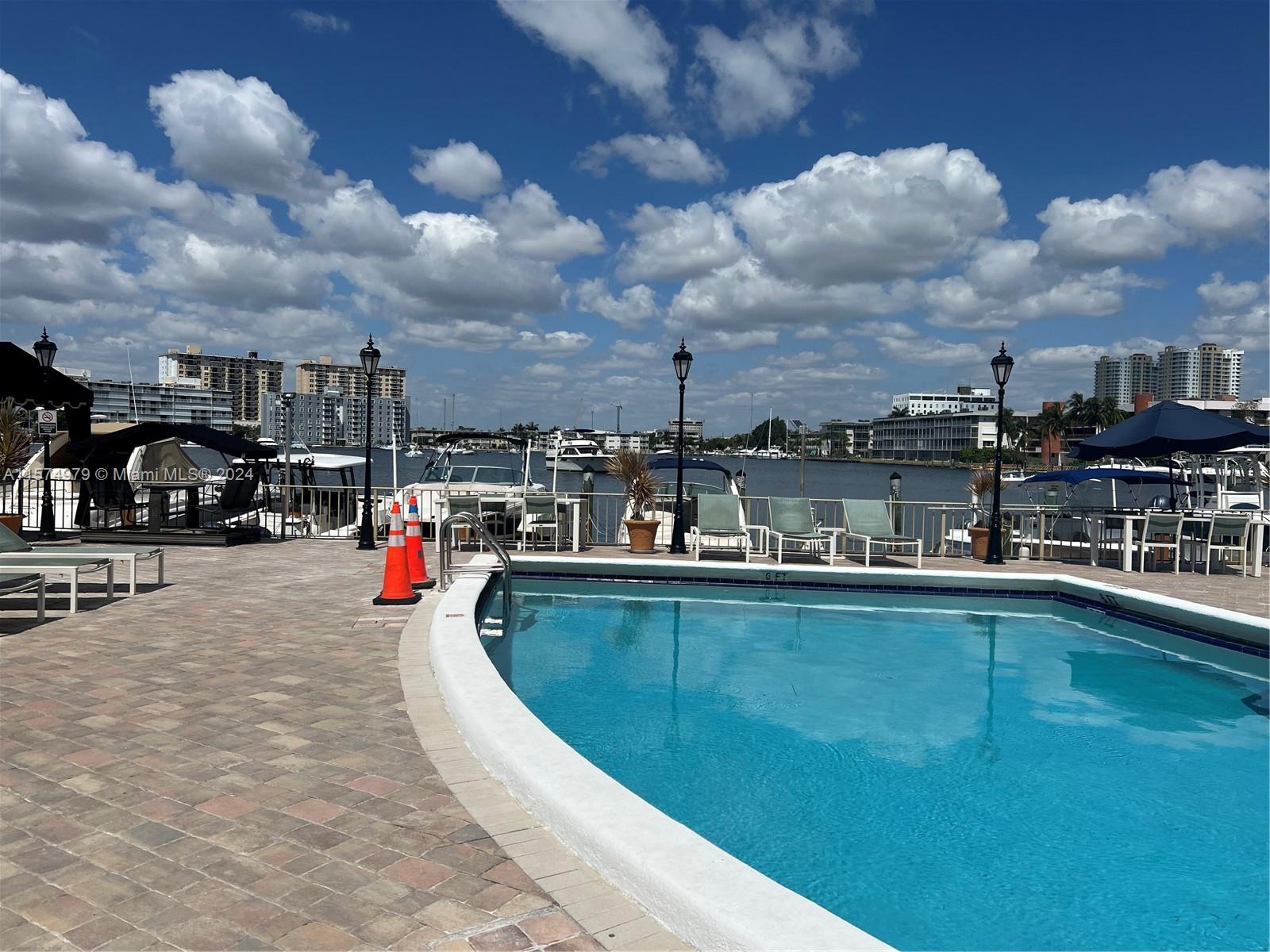 100 Golden Isles Dr # 1401