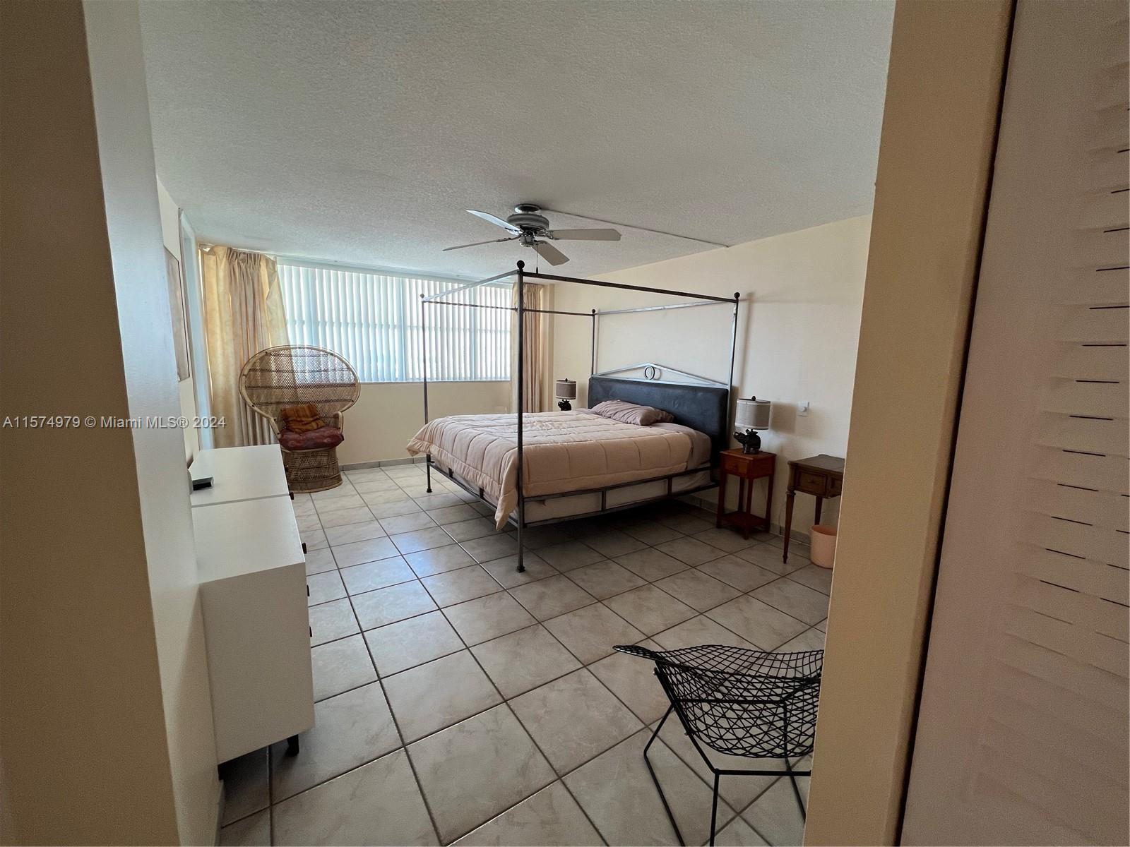 100 Golden Isles Dr # 1401