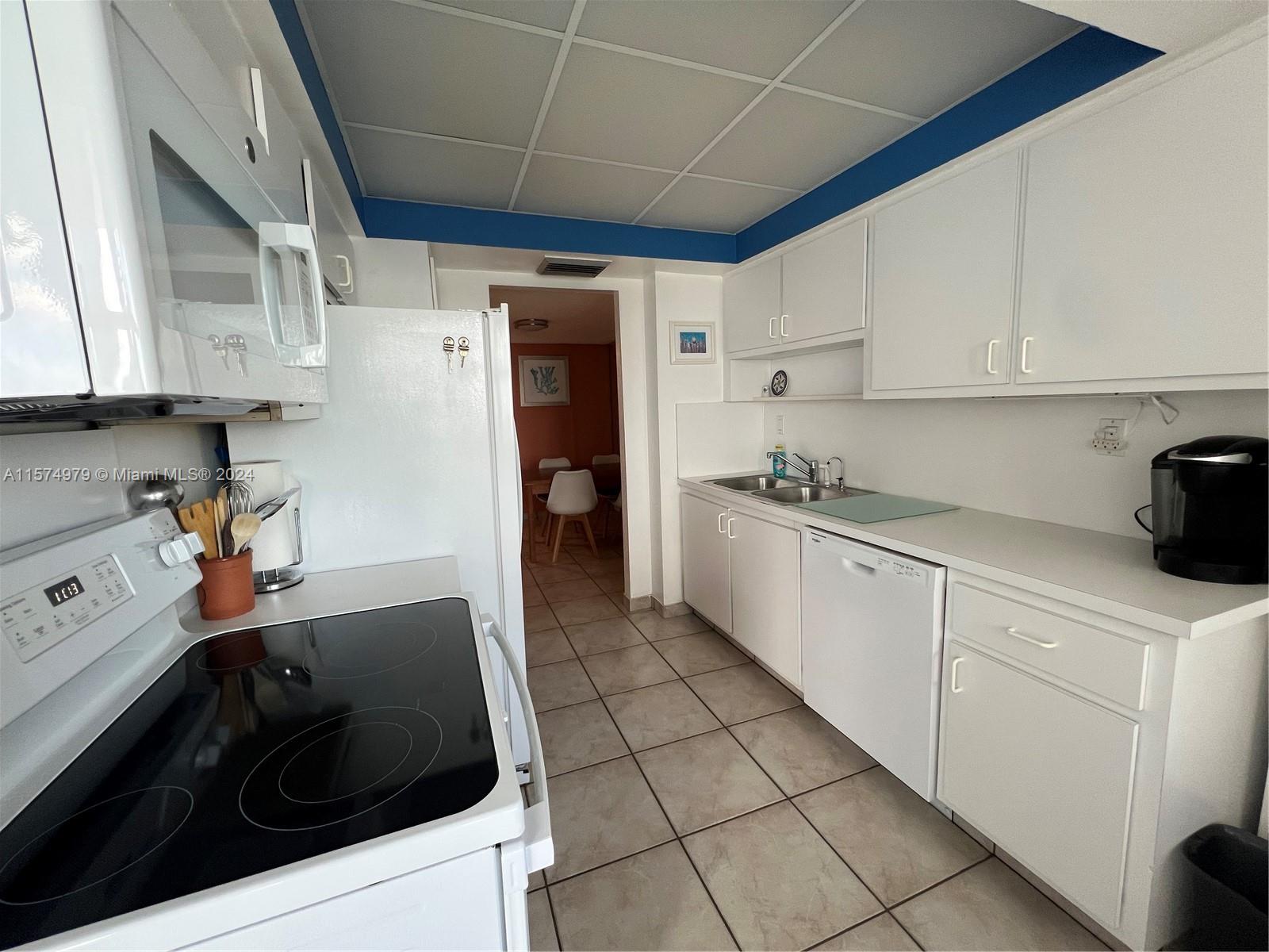 100 Golden Isles Dr # 1401