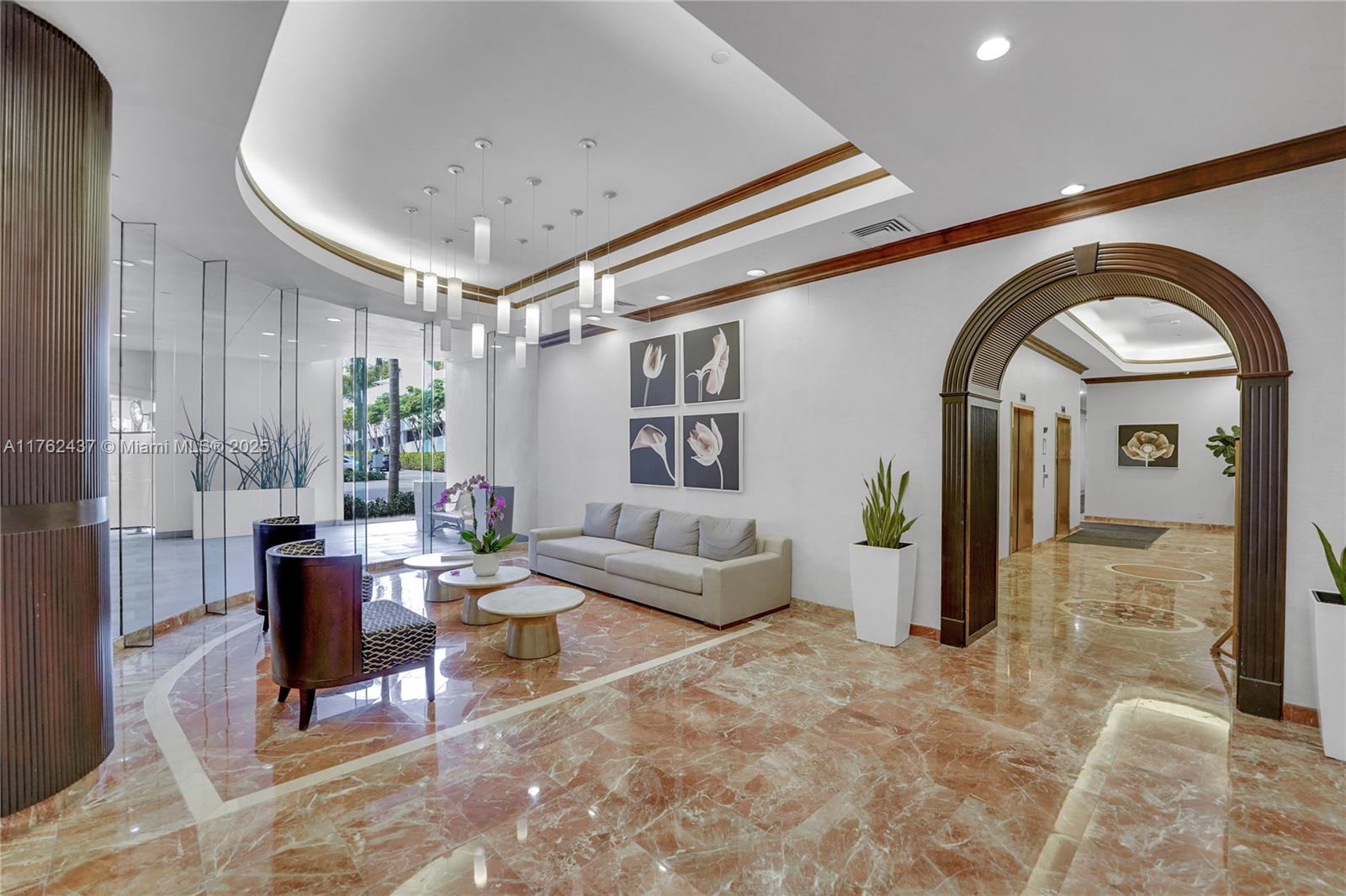 3610 Yacht Club Dr # 1014