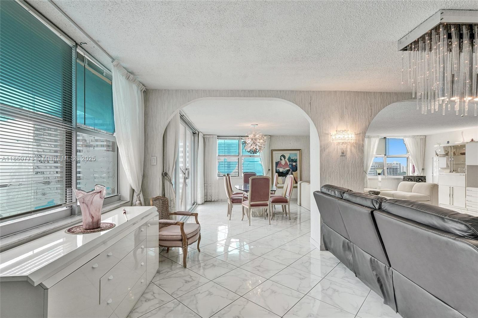 1920 S Ocean Dr # 16B