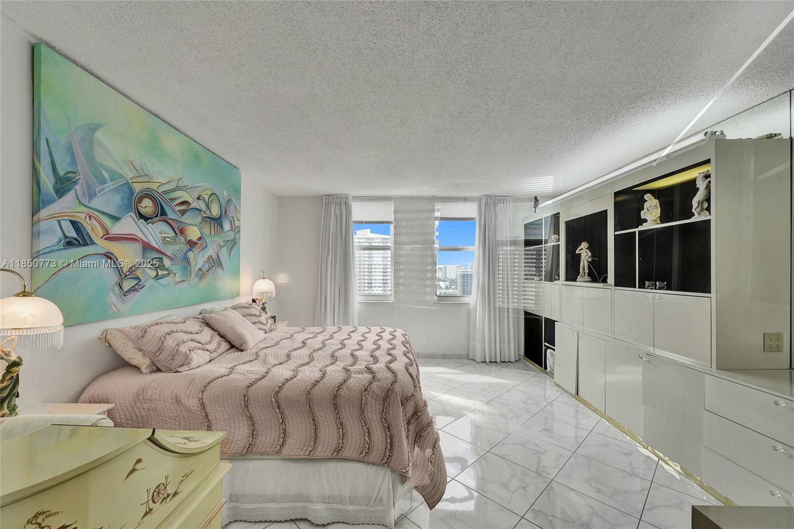 1920 S Ocean Dr # 16B