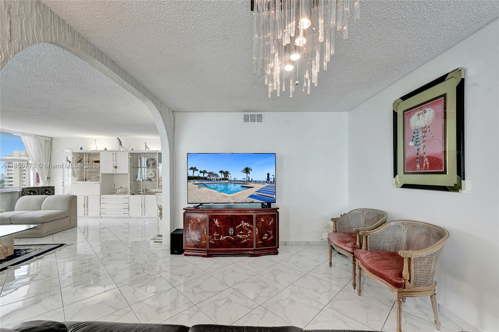 1920 S Ocean Dr # 16B