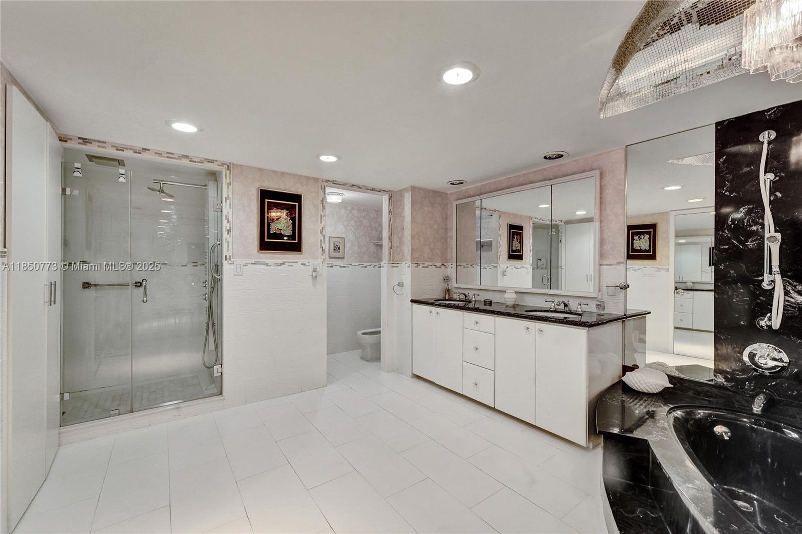 1920 S Ocean Dr # 16B
