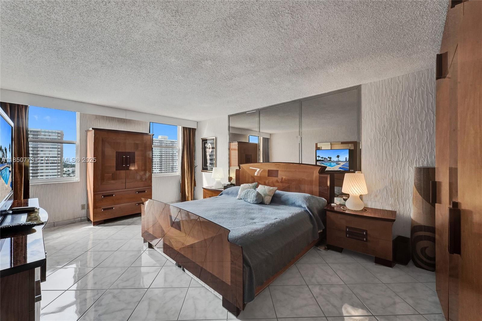 1920 S Ocean Dr # 16B