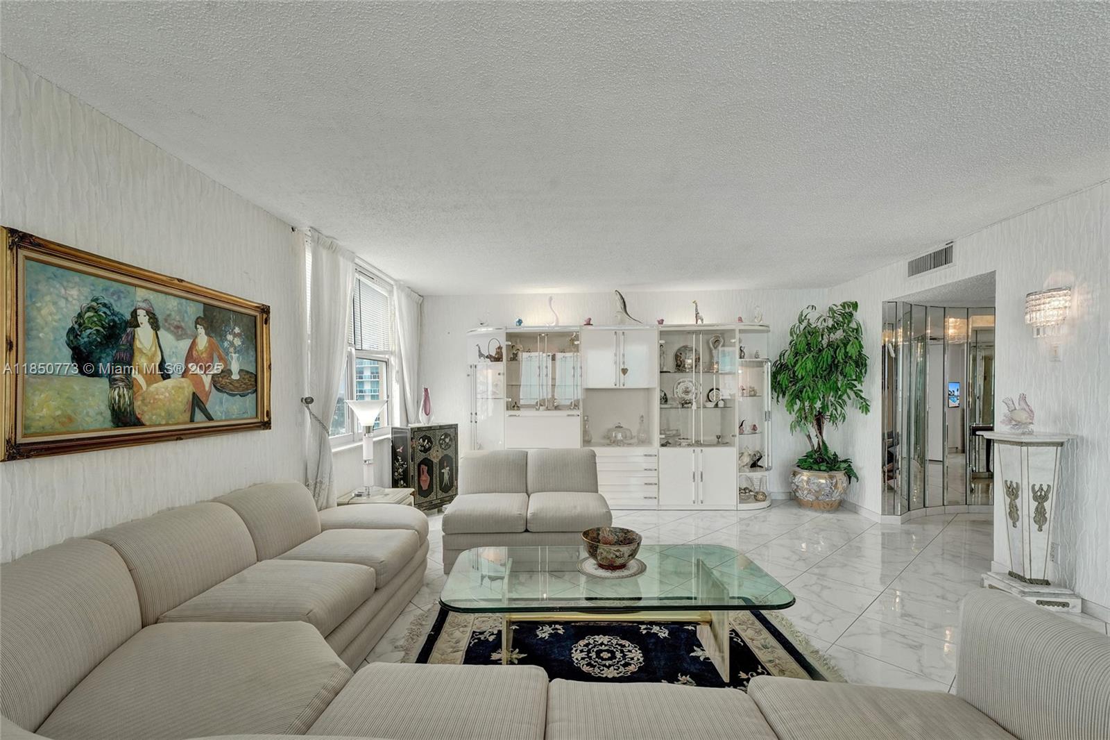 1920 S Ocean Dr # 16B