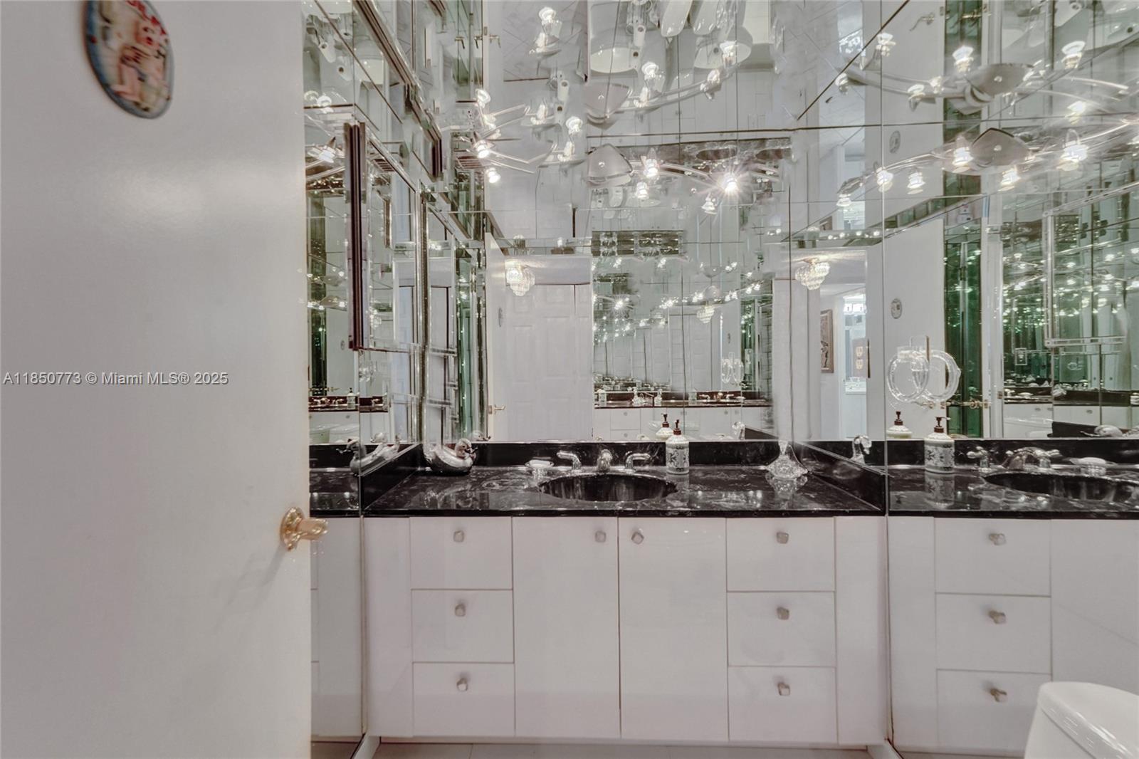 1920 S Ocean Dr # 16B