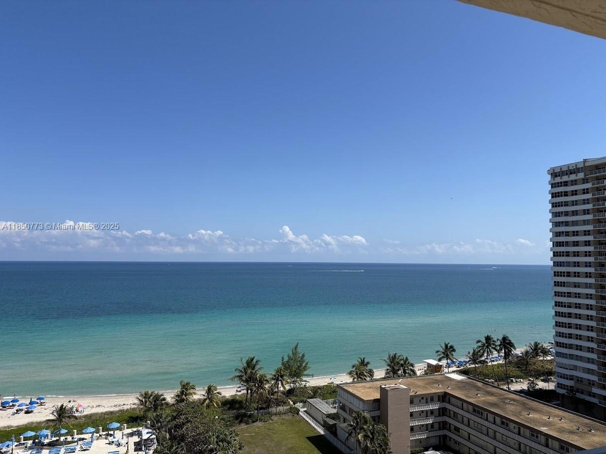1920 S Ocean Dr # 16B