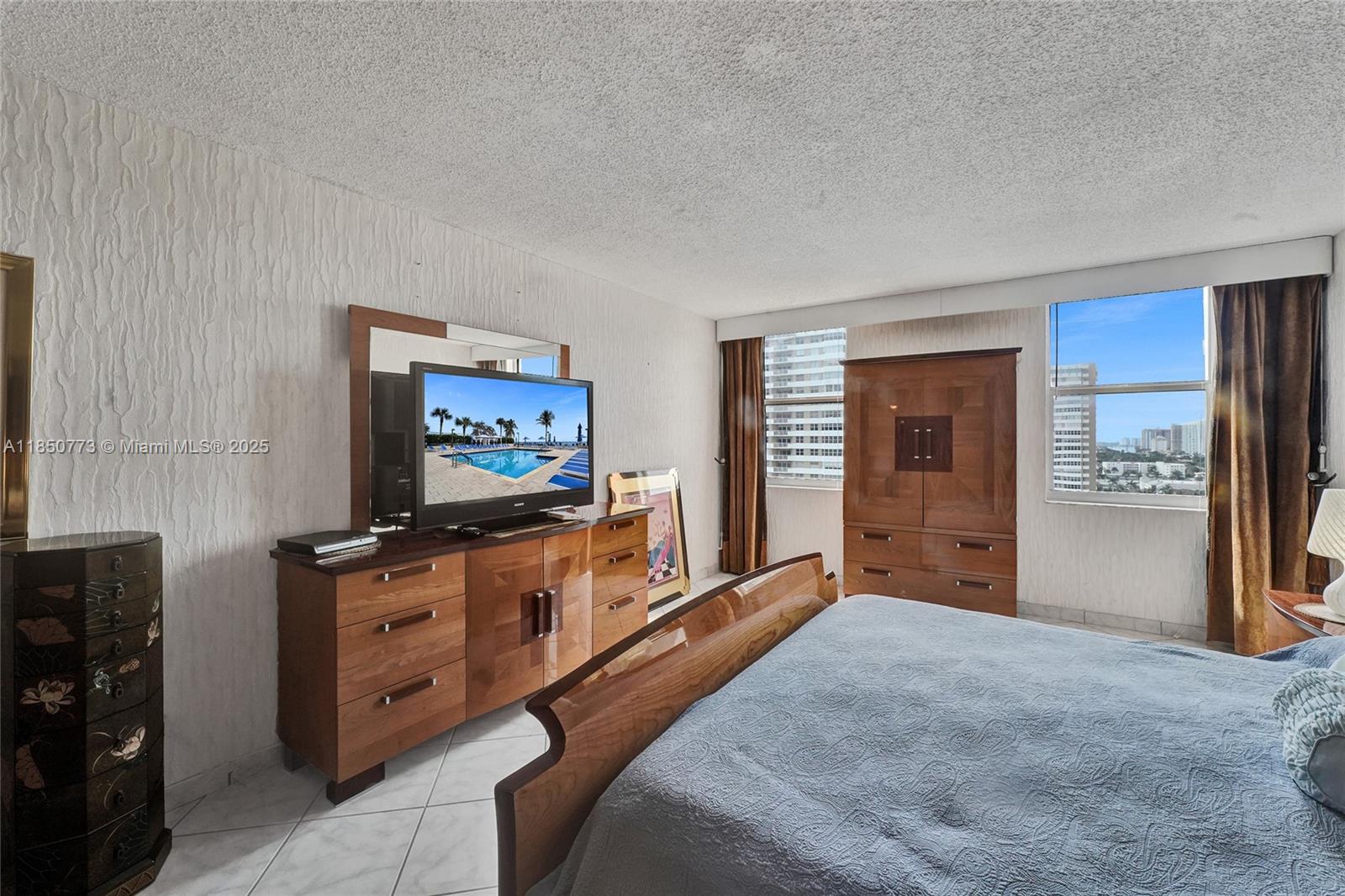 1920 S Ocean Dr # 16B