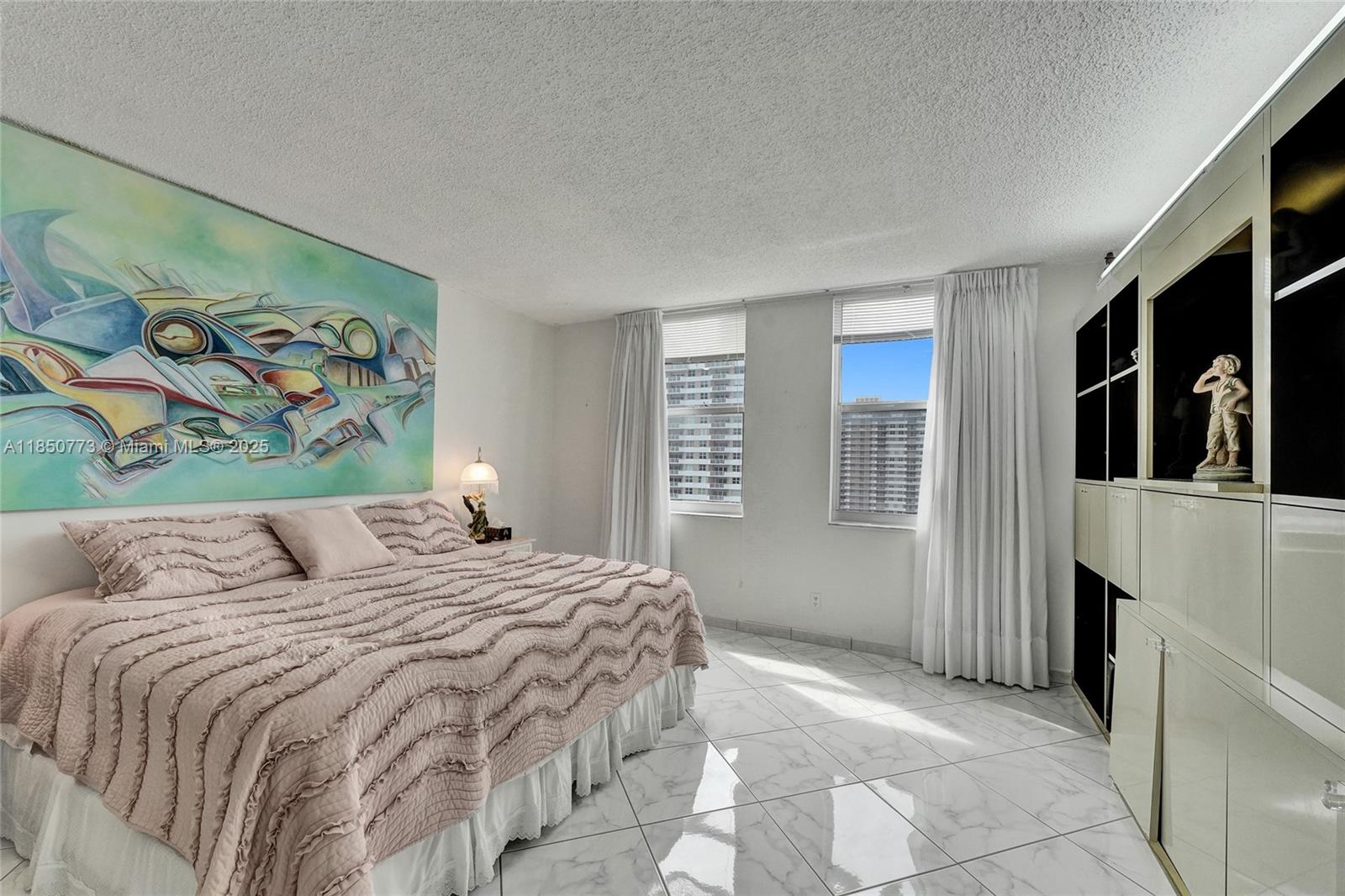 1920 S Ocean Dr # 16B