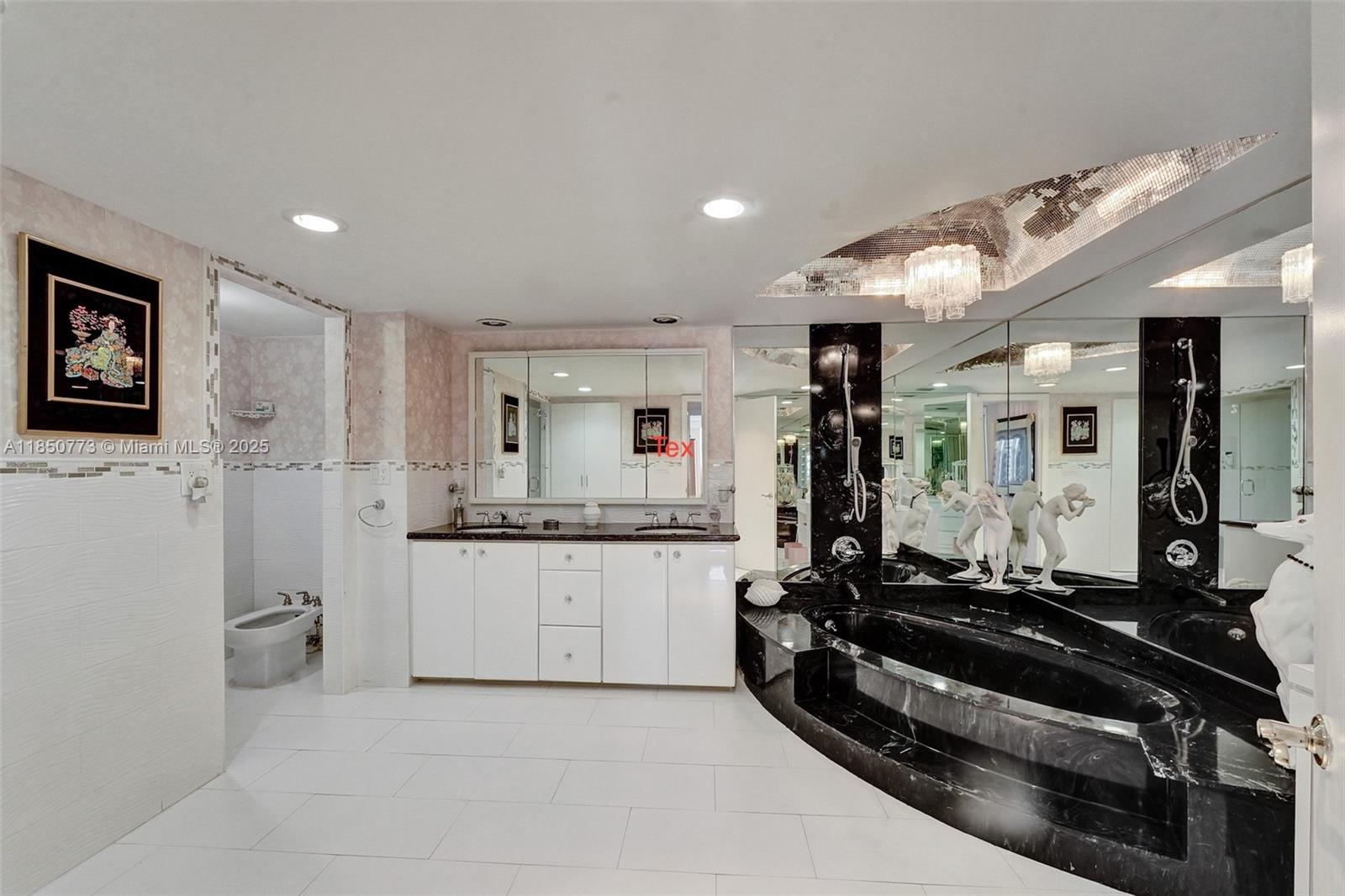1920 S Ocean Dr # 16B