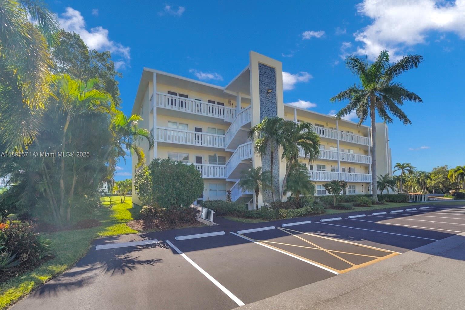 115 Grantham A # 115, Deerfield Beach Unit: 115