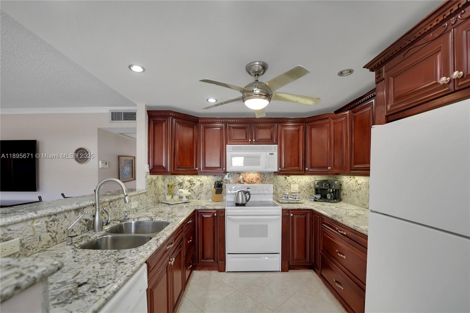 115 Grantham A # 115, Deerfield Beach Unit: 115